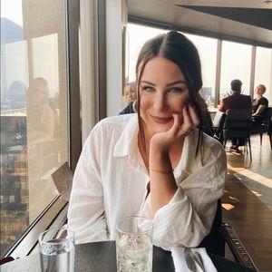 Meet your Posher, Olivia